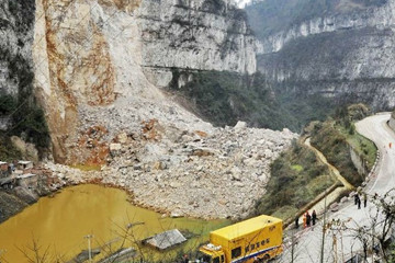 长期采矿或致贵州凯里山体崩塌