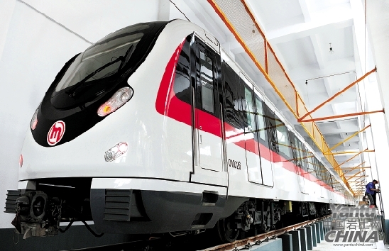 按地铁集团和杭港公司的计划,明年下半年,最迟到明年12月底,争取实现