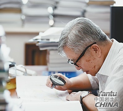 来生还会找油记石油地质勘探专家邱中建