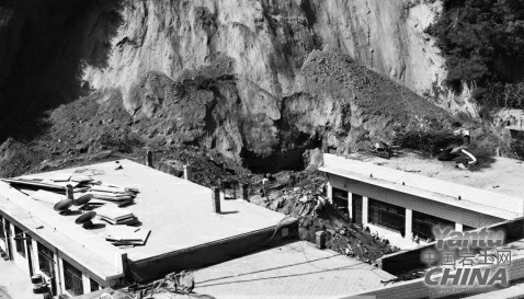 窑洞记者从石楼县政府得到消息,山西省吕梁市石楼县5日发生的山体滑坡