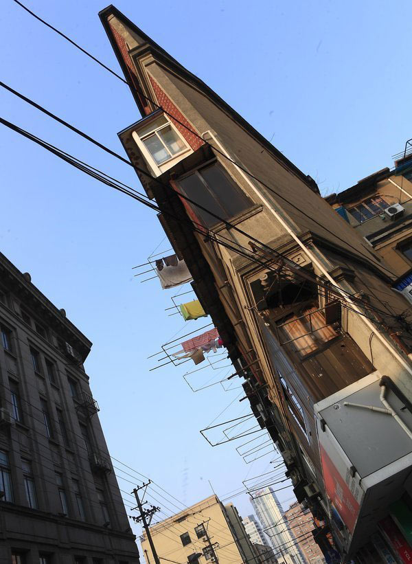 上海宁波路异形老宅薄如纸片