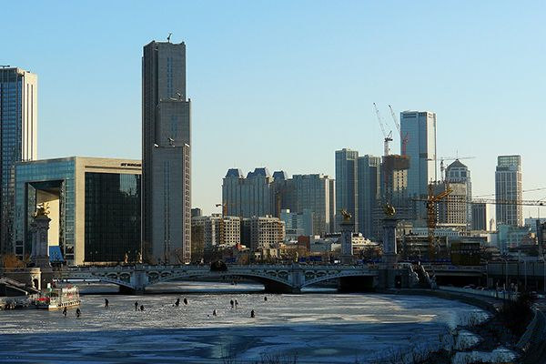 3396米天津现代城二期大楼设计方案及施工现场