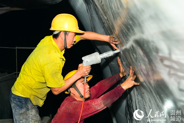 防水板热熔焊接