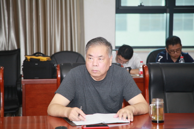 副秘书长王静平出席会议副秘书长赵铁松对迎查工作做布署